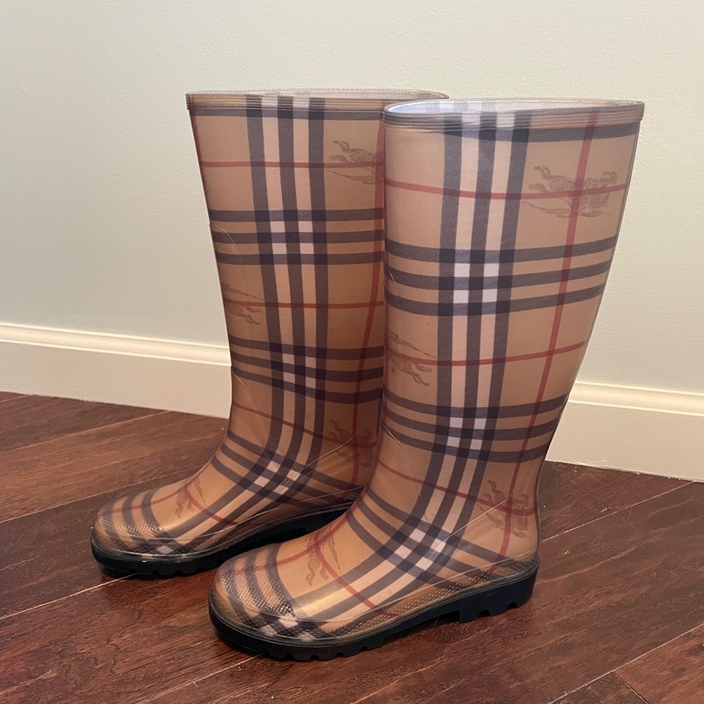 Burberry rain boots